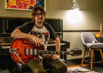 lone sound magazine podcast guest Salim nourallah at his dallas studio