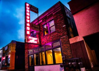 Furndware in Oak Cliff is a high-end recording studio with low-key vibes. story by lone sound