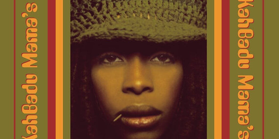album art for mama's gun by Erykah Badu. the record remains as impactful as it was 20 years ago, writes Taylor Crumpton