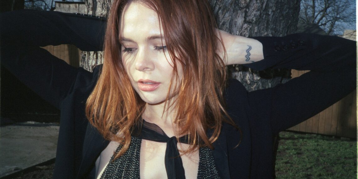 Suzanne Santo talks to Lone Sound's Jaimie Siegle about her new record 'Yard Sale' and finding home in Austin, Texas